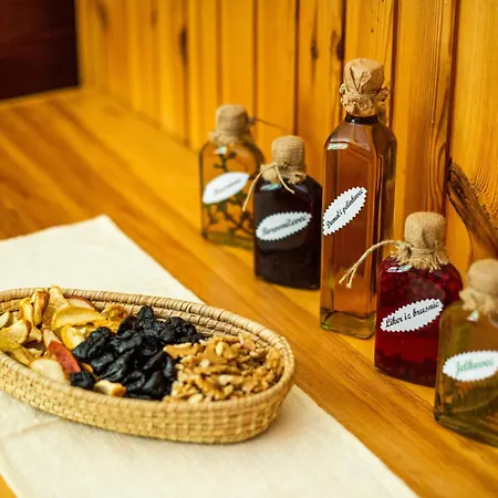 Traditional Homestead Guhar In Radovna *