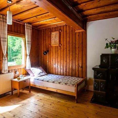 Holiday home Traditional Homestead Guhar In Radovna *