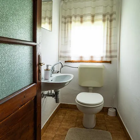 Guhar Homestead - Triglav Valley Retreat