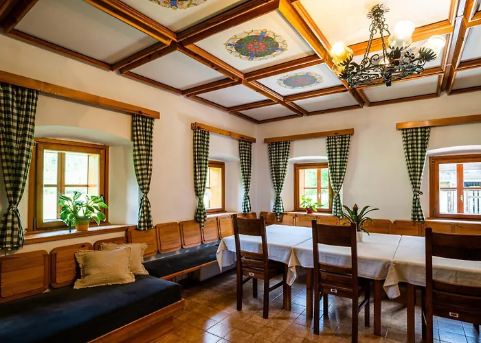 Traditional Homestead Guhar In Radovna Prázdninový dům Mojstrana