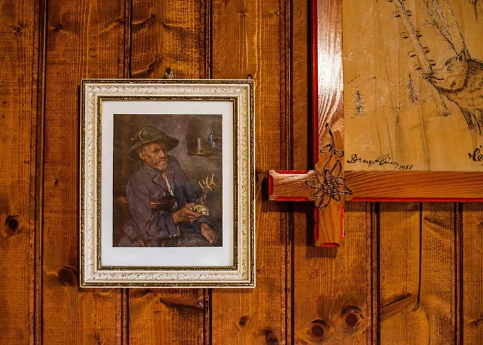 Traditional Homestead Guhar In Radovna