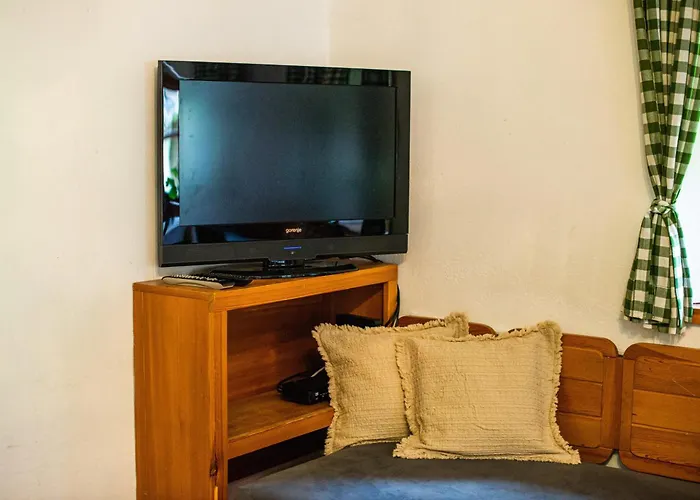 Дом отдыха Traditional Homestead Guhar In Radovna