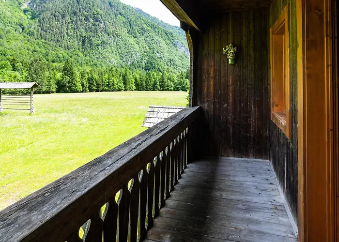 Traditional Homestead Guhar In Radovna Мойстрана